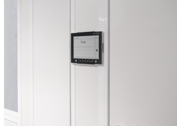 Screencom Case Studies Remimag Gastro AG ROOMZ